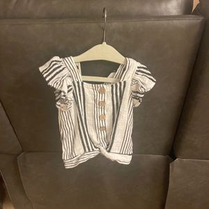 linen outfit size 24m